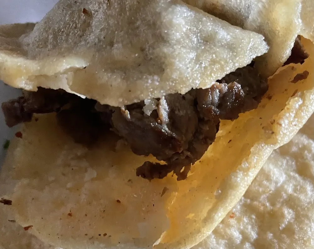 Gordita with Beef Fajita